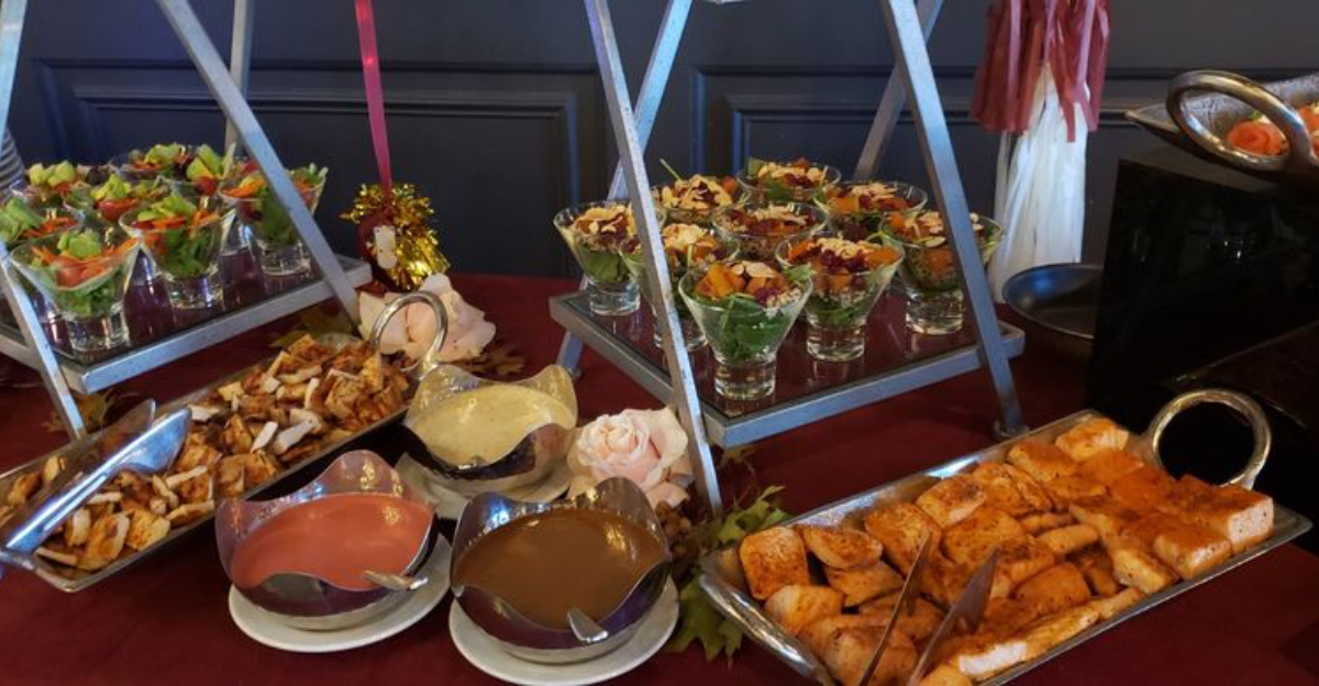 Chicago Buffets That Define Classic Midwest Flavor - Decor Hint