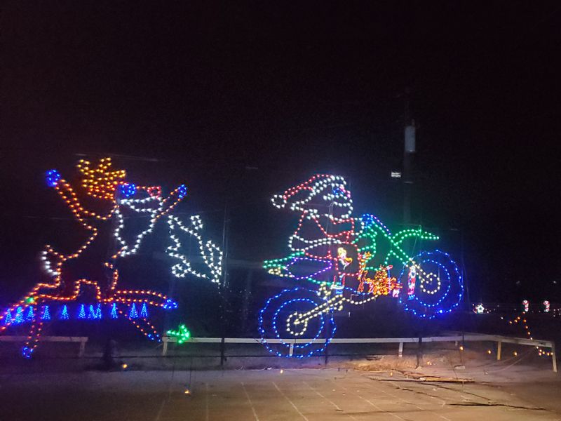 9 Tennessee Light Displays That Show Off The State At Christmas - Decor Hint Shadrack's Christmas Wonderland