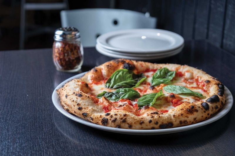 Arizona Pizza Gems Where The Dough Still Follows Old-World Methods - Decor Hint La Piazza Al Forno