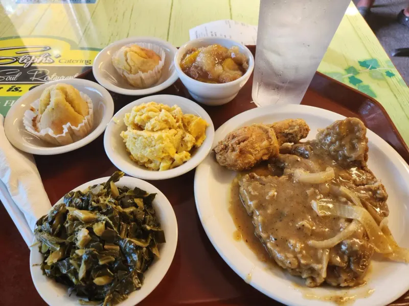 This Florida Eatery Makes Every Meal Taste Like Home - Decor Hint Generous Portions