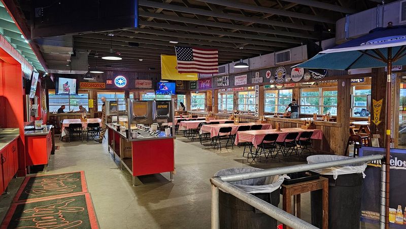 Texas Gas-Station BBQ Joints Locals Say Serve The State's Best Brisket - Decor Hint The Country Store Atmosphere