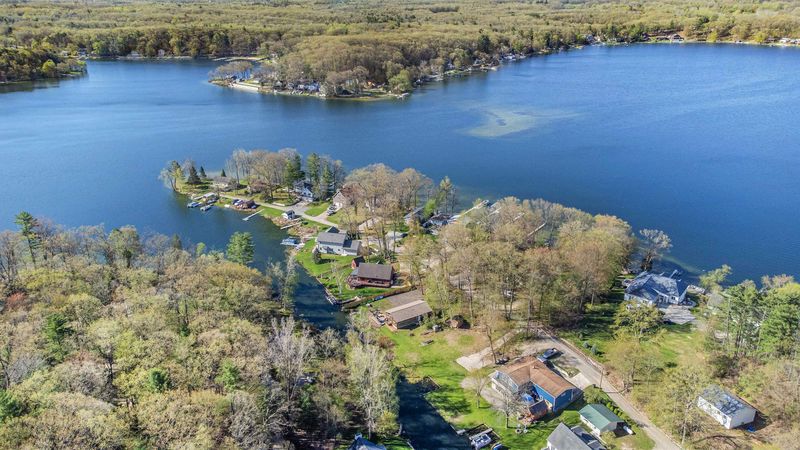 Secret Michigan Lakes That Locals Hope Stay Under The Radar - Decor Hint Pickerel Lake