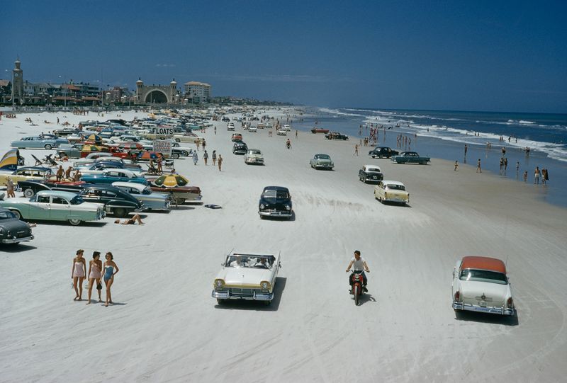 10 Florida Beach Towns So Crowded Locals Avoid Them Altogether - Decor Hint Daytona Beach