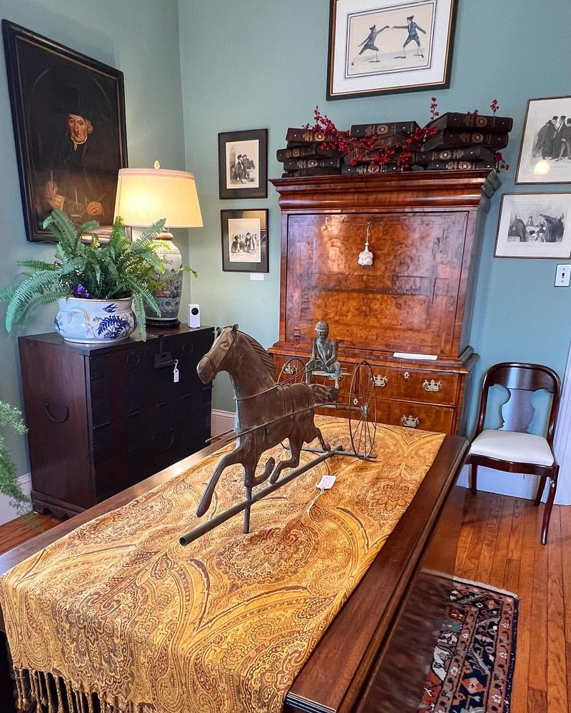 Madeline West Antiques – Woodbury