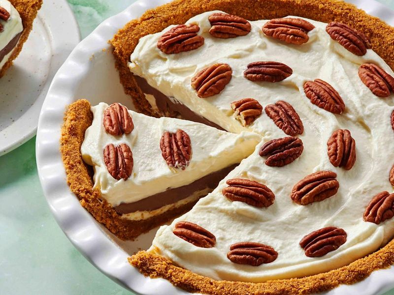 18 Tennessee Dishes Paying Tribute To Local Towns And Their Legendary Flavors - Decor Hint Shelbyville Walking Horse Pie