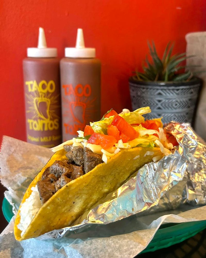 15 Ohio Mexican Restaurants With Salsa That Steals The Spotlight - Decor Hint Taco Tontos - Dayton