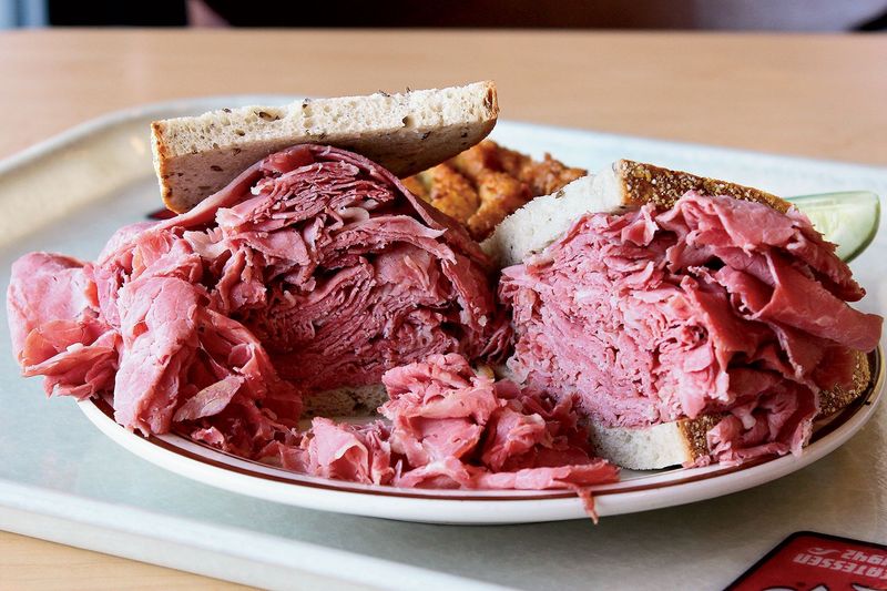 Manny's Cafeteria & Delicatessen – Chicago, IL