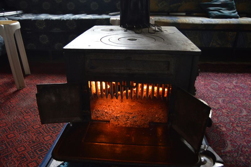 16 Fireplace Tools And Decor Ideas That May Instantly Upgrade Your Living Room - Decor Hint Hearth Rug with Heat-Resistant Material