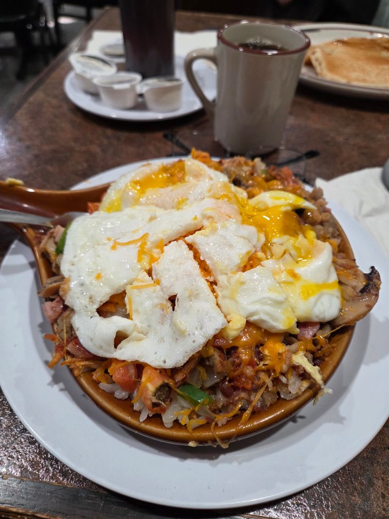 12 Small-Town Minnesota Breakfast Spots Worth A Road Trip - Decor Hint Sunrise Cafe