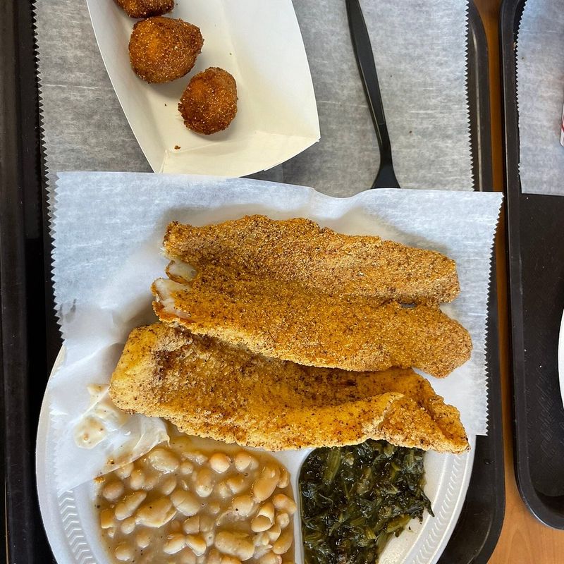 Washington Restaurants Where Fried Catfish Is The Star Of The Menu - Decor Hint Victory Restaurant & Lounge