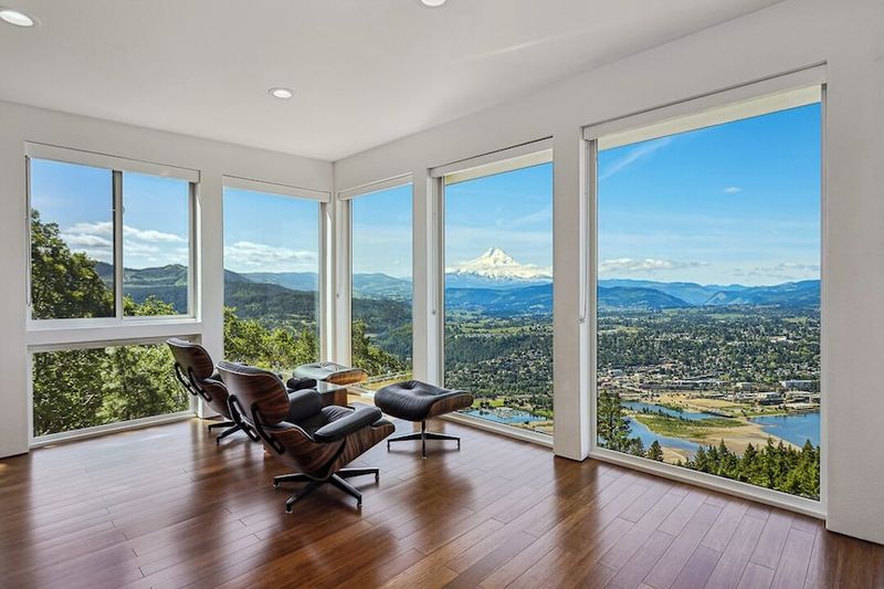 Columbia River Gorge Glass House