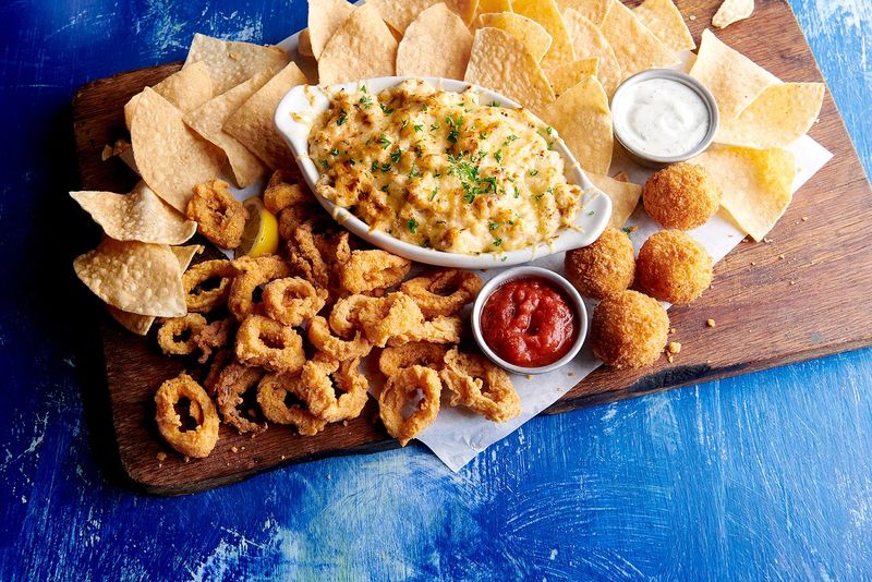 Feast On Seafood: Texas Buffets Worth Visiting - Decor Hint Joe's Crab Shack Galveston