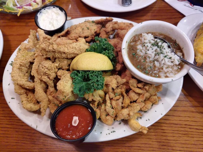 12 Louisiana Seafood Buffets That Keep Diners Coming Back For More - Decor Hint Ralph & Kacoo's