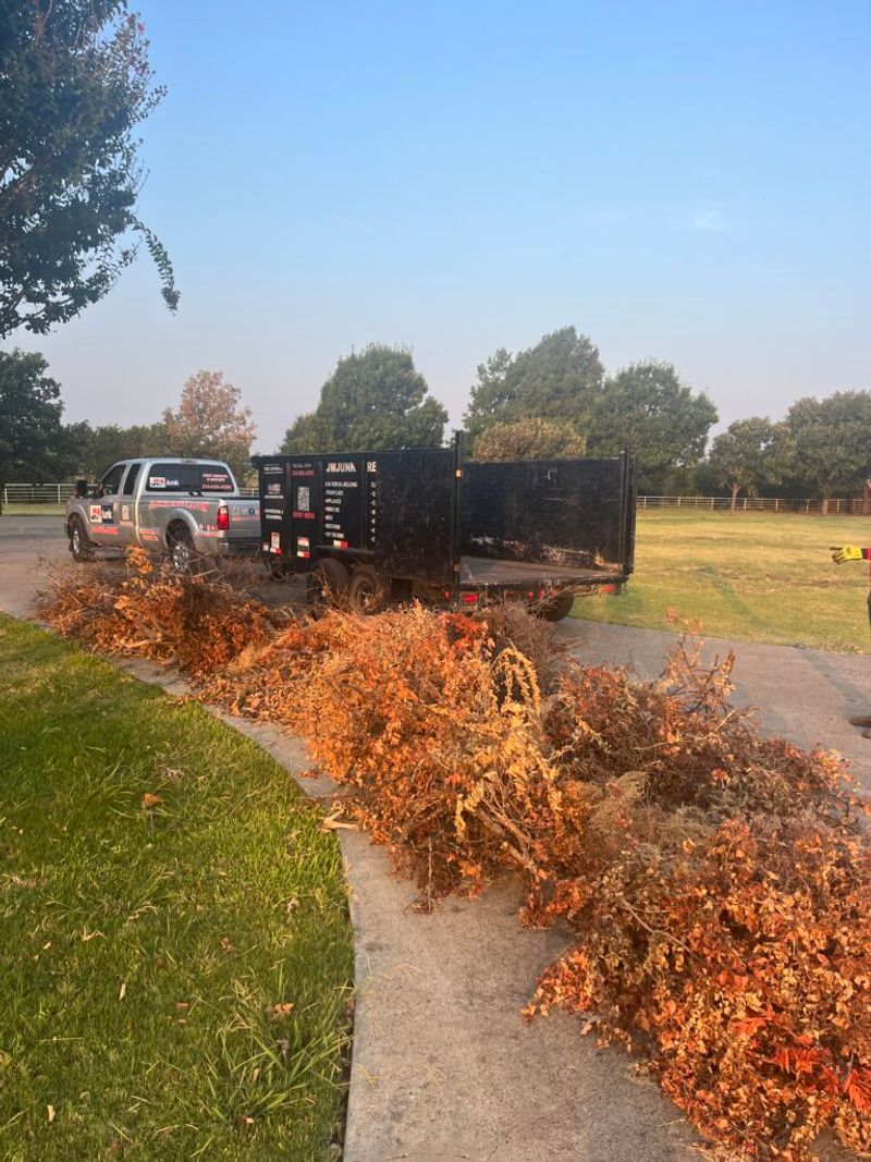 Hire Lawn Services That Follow Rules