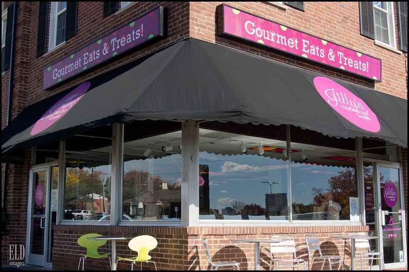 Legendary Ice Cream Stops You'll Love Across Missouri - Decor Hint Jilly's Cupcake Bar & Cafe In St. Louis