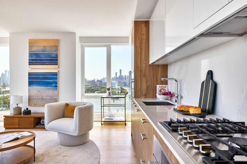 Kitchen Features New York Buyers Can't Get Enough Of In Today's Market - Decor Hint Abundant Natural Light