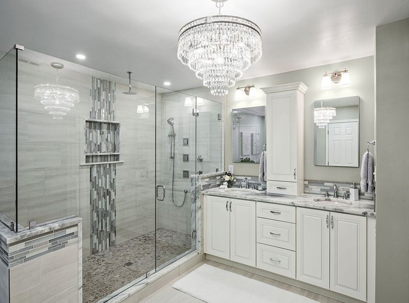 Georgia Bathroom Trends That Cost A Fortune But Add Little Value - Decor Hint Elaborate Chandelier Lighting Fixtures