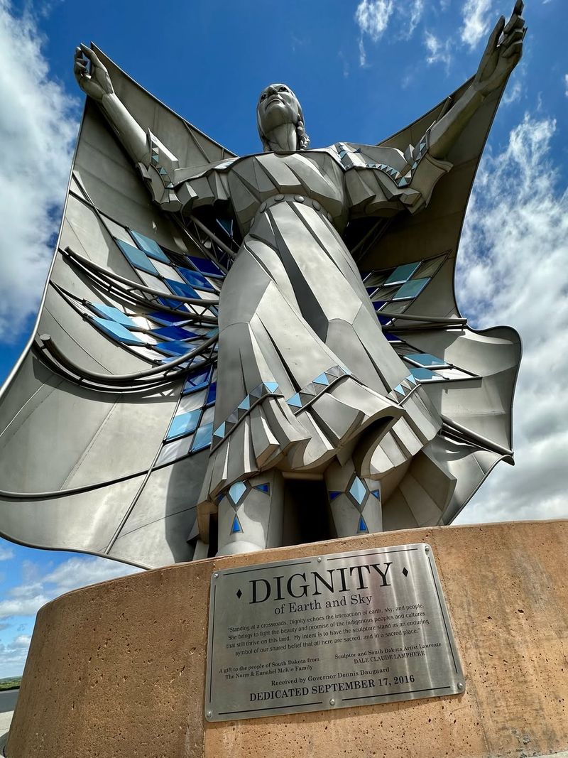 15 Small Towns In South Dakota Worth Visiting - Decor Hint Chamberlain