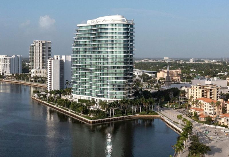 10 Homes Losing Value Quickly, Especially In Florida And Nevada - Decor Hint Condos in Oversaturated Markets