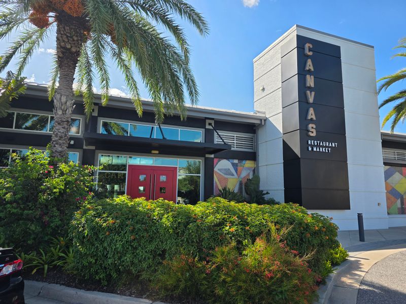 Canvas Restaurant & Market