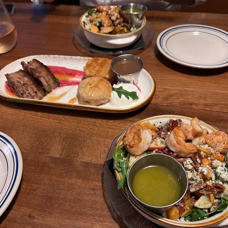 15 Small-Town Florida Restaurants With Timeless Charm - Decor Hint The Floridian