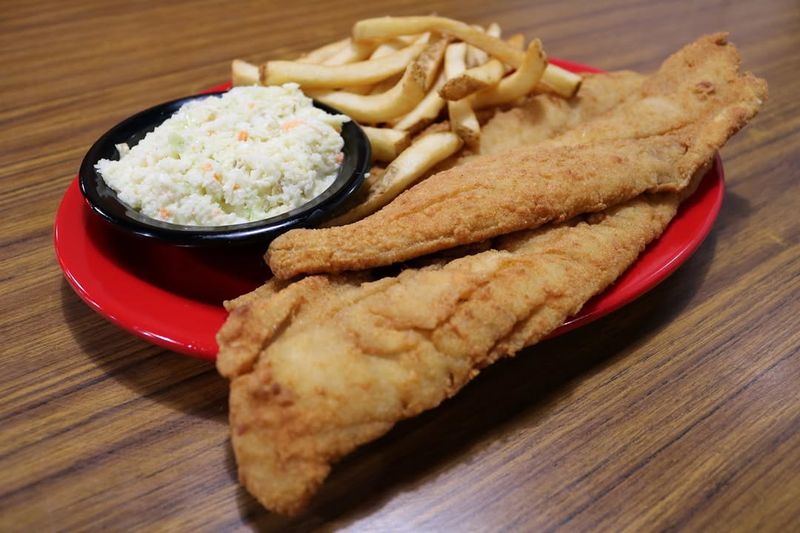 North Carolina Restaurants Where Fish Fry Shines - Decor Hint King's Restaurant