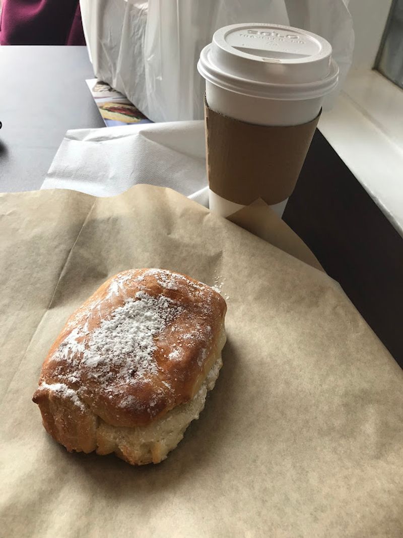 18 Washington, D.C. Doughnut Spots Ranking Among America's Best Morning Treats - Decor Hint Rise Bakery