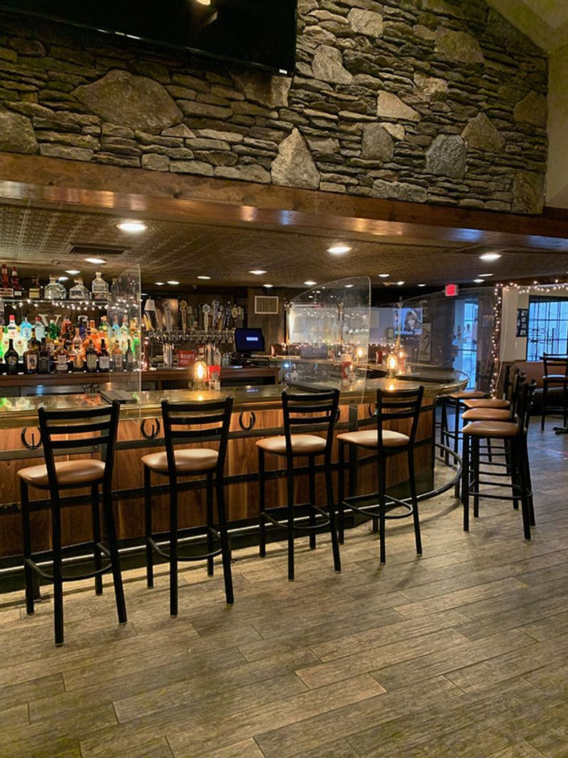 Maine's Top Lakeside Spots For Perfect Fish Fries - Decor Hint Maine Fish Market & Restaurant, Sorrento