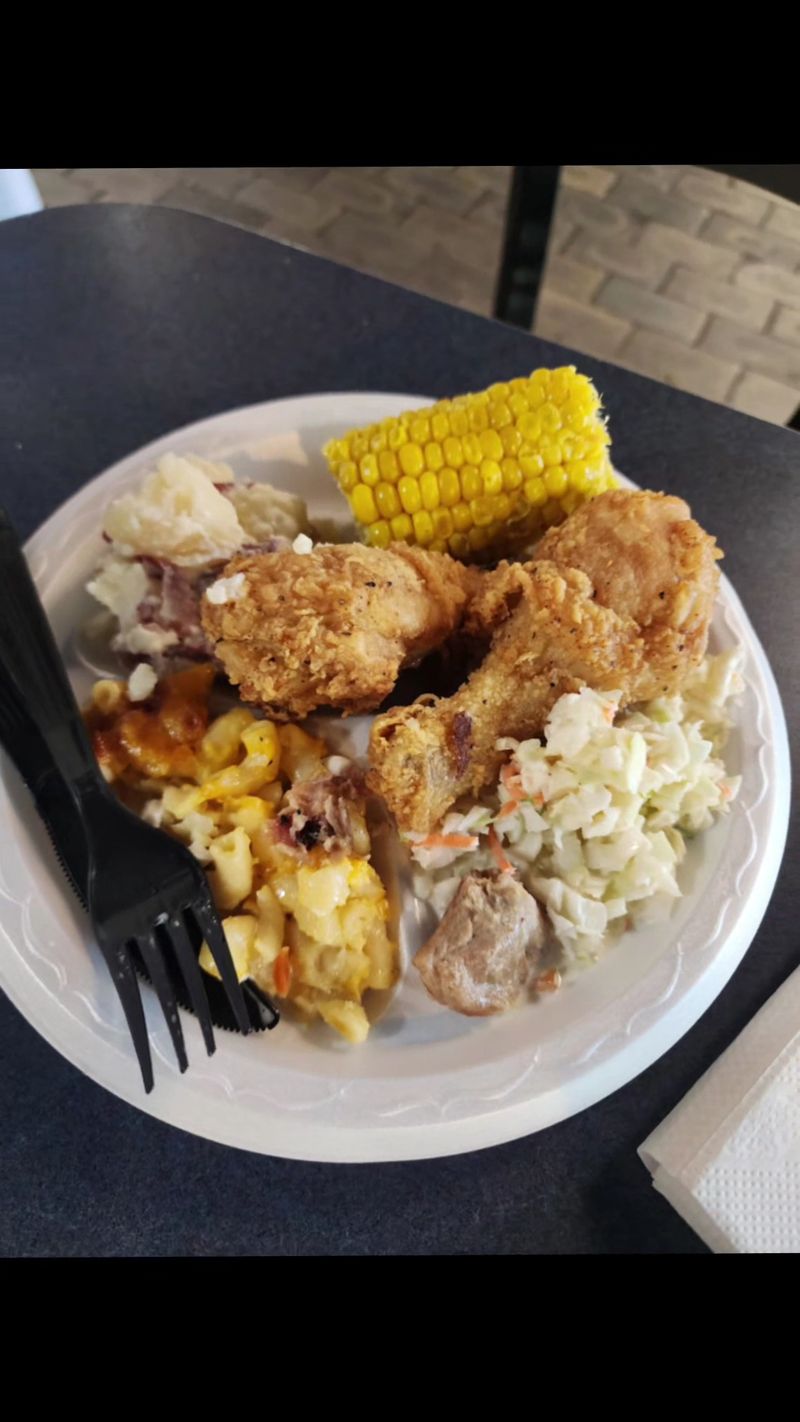 8 South Carolina Soul Food Buffets Worth Experiencing - Decor Hint Doc's Barbeque & Southern Buffet