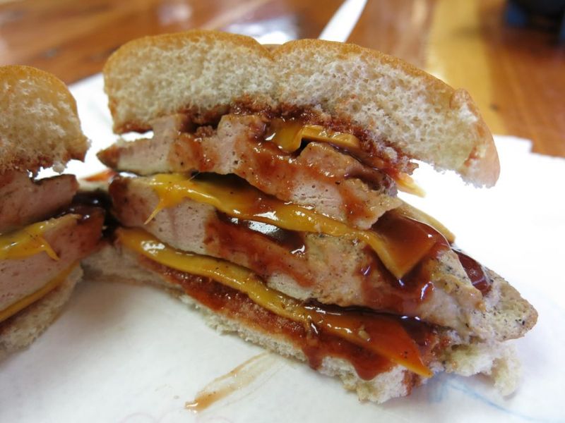 10 Oklahoma Chicken-Fried Steaks That Taste Just Like Grandma's - Decor Hint Jigg's Smokehouse - Clinton