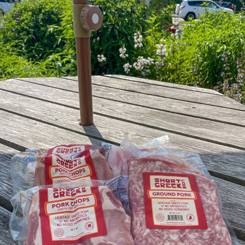 20 Maine Grocery Stores Known For Quality Meat And Classic Coastal Butcher Shops - Decor Hint Rosemont Market & Bakery