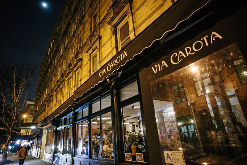Italian Restaurants In New York So Good Locals Try To Keep Them Secret - Decor Hint Via Carota