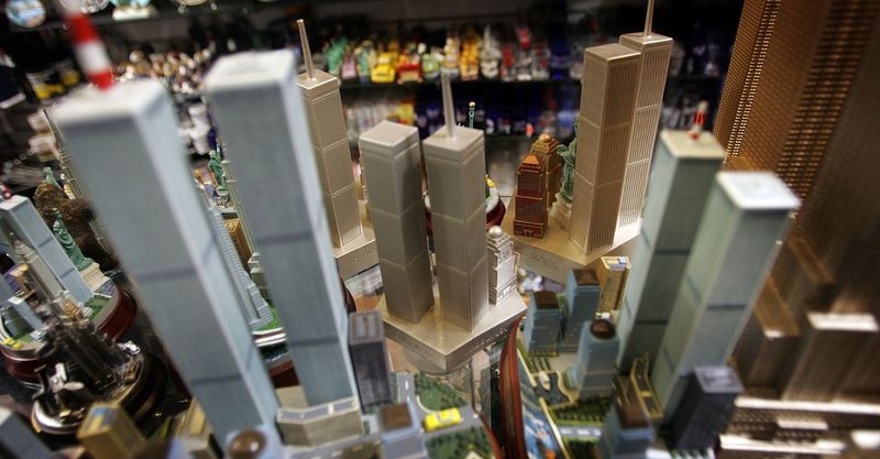 17 New York Collectibles Market Shifting – 7 Items Already Losing Serious Value - Decor Hint World Trade Center Twin Towers Memorabilia