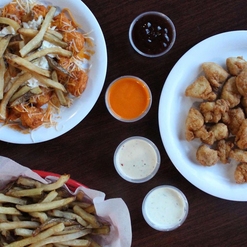 10 Ohio Seafood Shacks Only Locals Know Serving Up Lakeside Flavor Done Right - Decor Hint Rayz Café