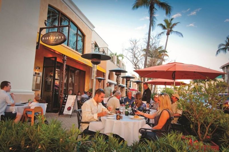 Naples Experiences That Prove It's One Of Florida's Finest Cities - Decor Hint Shop and Dine on Fifth Avenue South