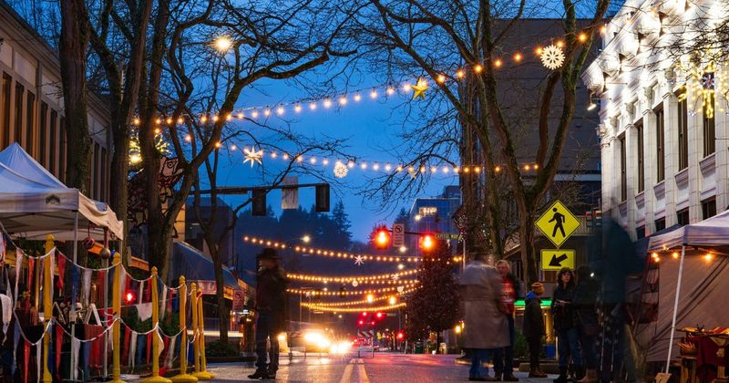 Olympia Harbor Days Holiday Market