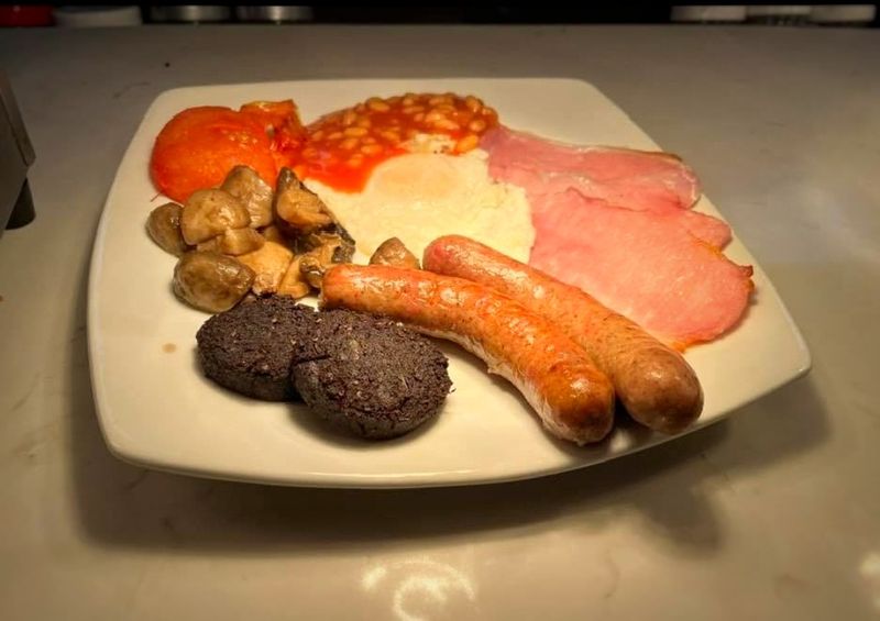 Full British Breakfast That'll Ruin All Other Mornings