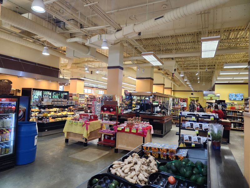 Wohlner’s Neighborhood Grocery & Deli