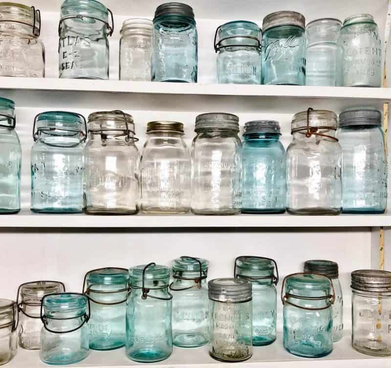 16 Must-Know Georgia Collectibles Gaining Popularity And Big Bucks - Decor Hint Canning Jar Collections