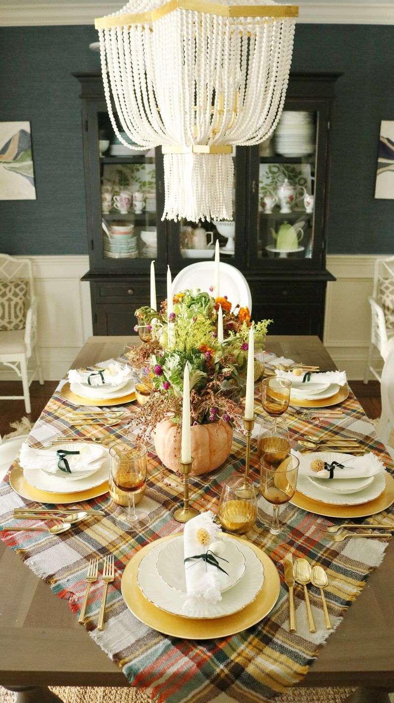 Tennessee's Take On Warm, Rustic Thanksgiving Decorating - Decor Hint Cozy Plaid Table Linens
