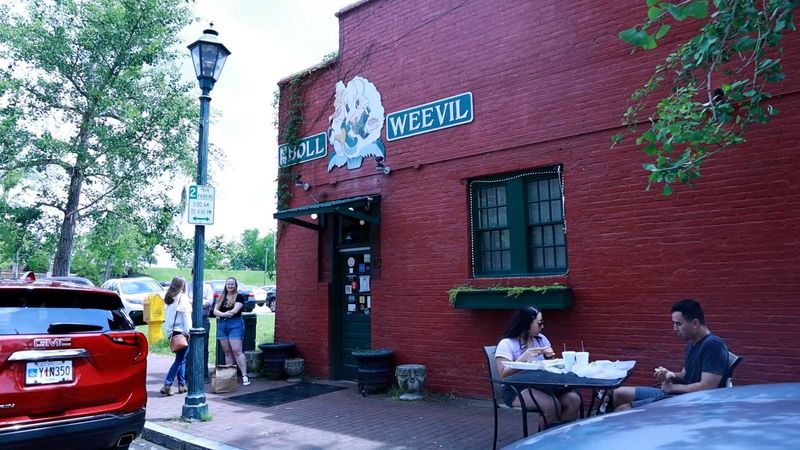 Boll Weevil Cafe & Sweetery
