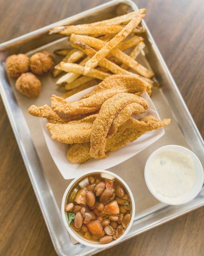 18 Fish Fry Hotspots Across Texas That Bring The Southern Flavor - Decor Hint Soulman's Bar-B-Que Friday Special