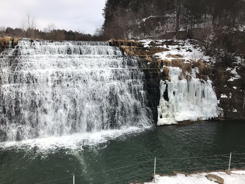 Thunder Bay Falls In Galena That's Easy To Visit - Decor Hint Photography Paradise Year-Round