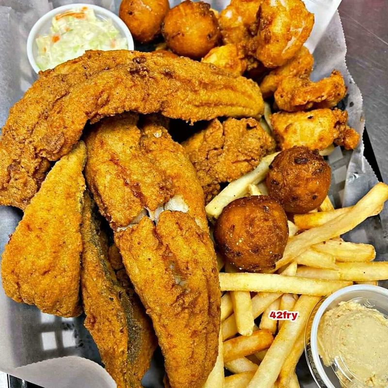 RO's Barbecue & Seafood