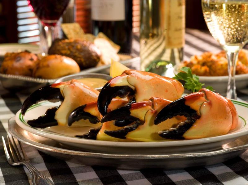 Florida Restaurants So Good, People Wait Hours For A Table - Decor Hint Joe's Stone Crab