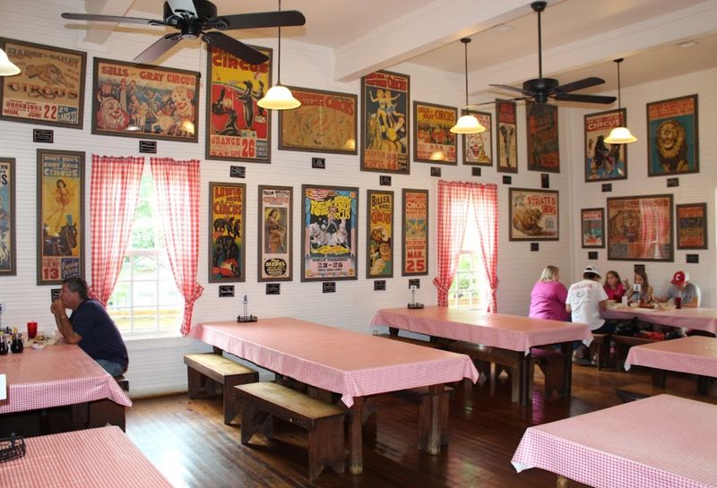 Texas Country Restaurants That Make The Trip Worth It - Decor Hint The Pickett House