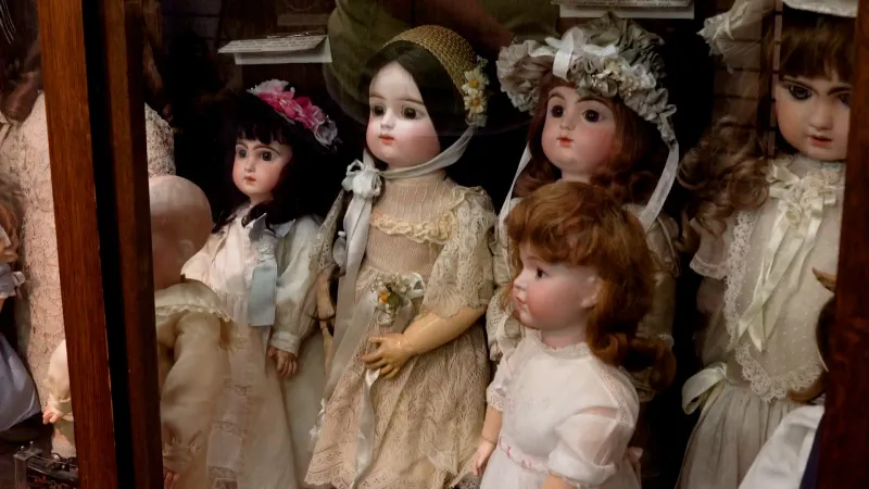 Arizona Doll And Toy Museum