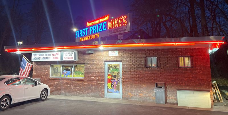 10 Small Pennsylvania Hot Dog Spots Worth The Trip - Decor Hint Mike's Hot Dogs