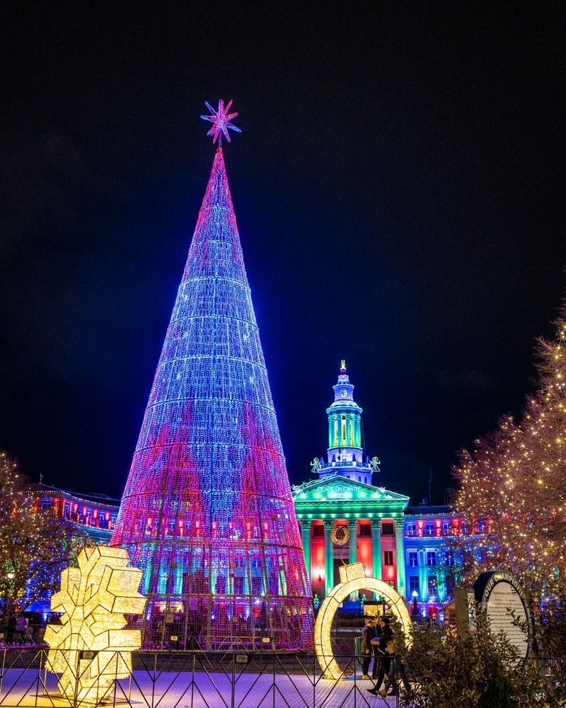 Fun Things To Do In Colorado This Thanksgiving Weekend - Decor Hint Mile High Tree Presented by Xcel Energy & Xfinity