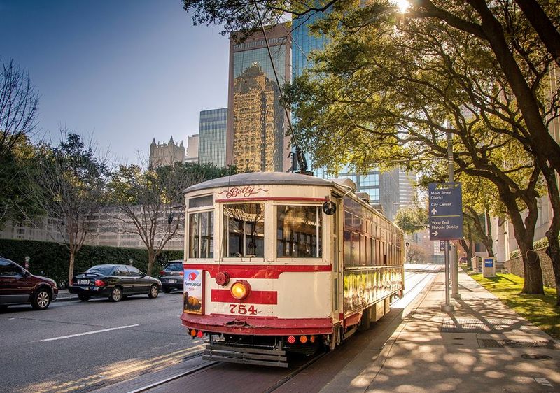 10 Texas Train Rides Perfect For A Relaxed Day Trip - Decor Hint McKinney Avenue Trolley